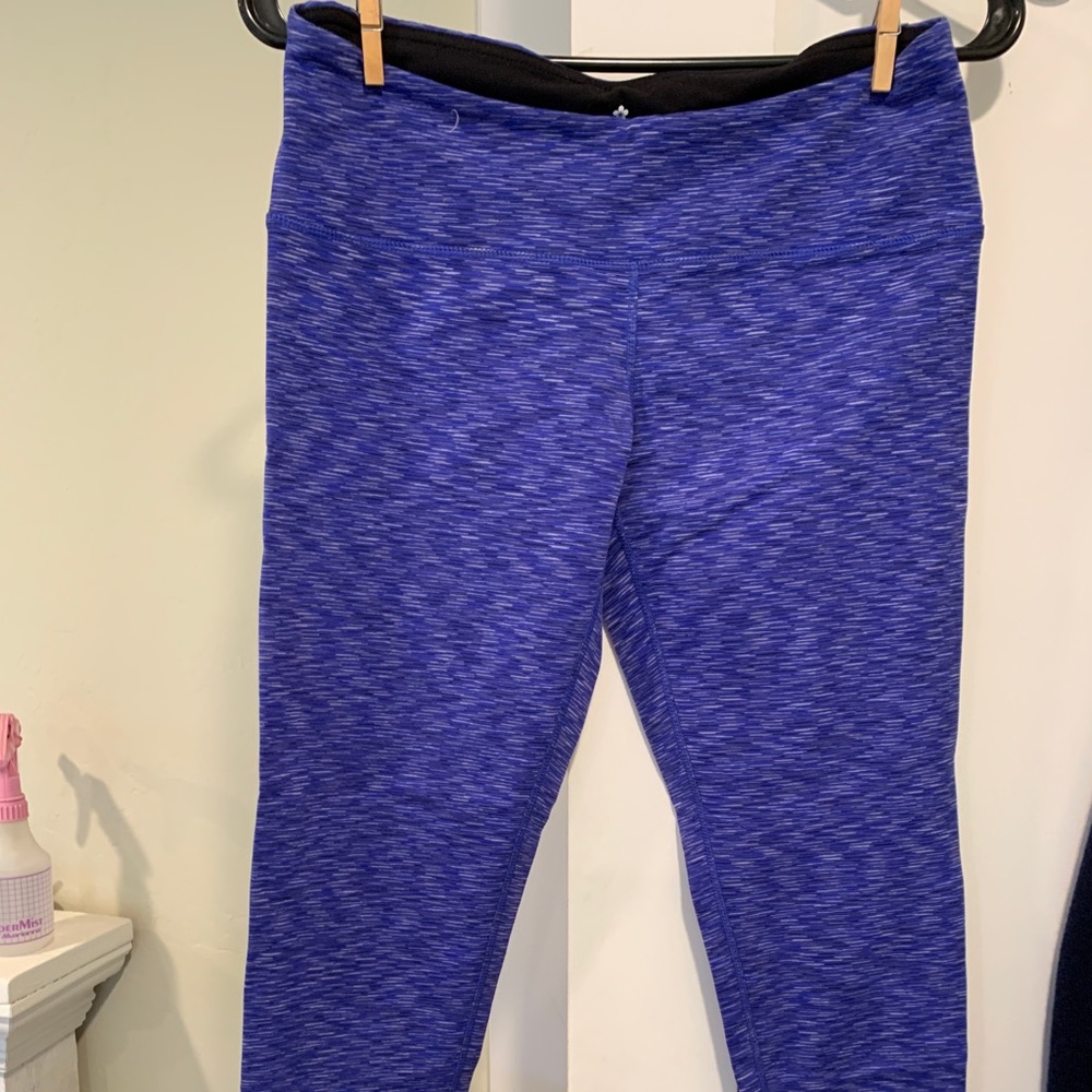 Tuff Athletics Leggings/Athletic Capris